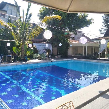 Hotel Grand Rosela Yogyakarta Eksteriør billede