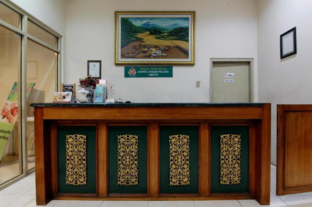 Hotel Grand Rosela Yogyakarta Eksteriør billede