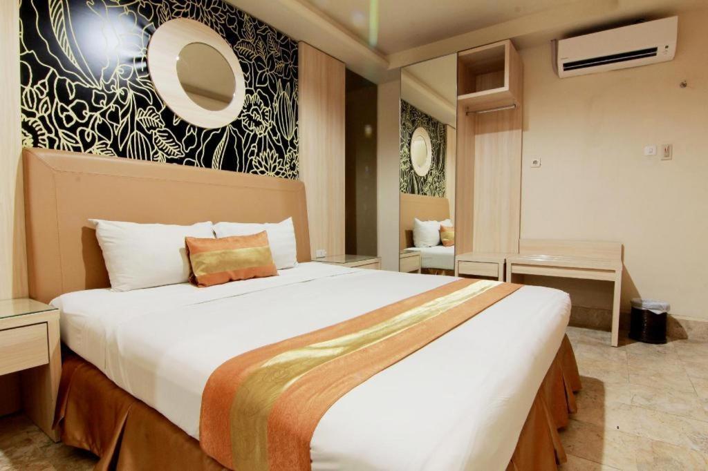 Hotel Grand Rosela Yogyakarta Eksteriør billede