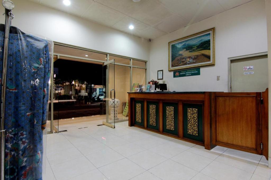 Hotel Grand Rosela Yogyakarta Eksteriør billede