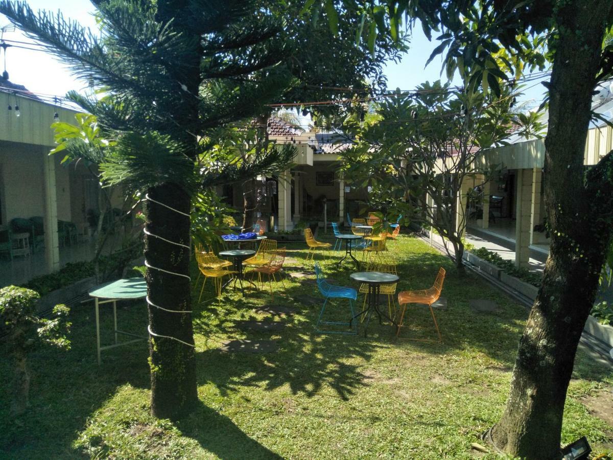 Hotel Grand Rosela Yogyakarta Eksteriør billede