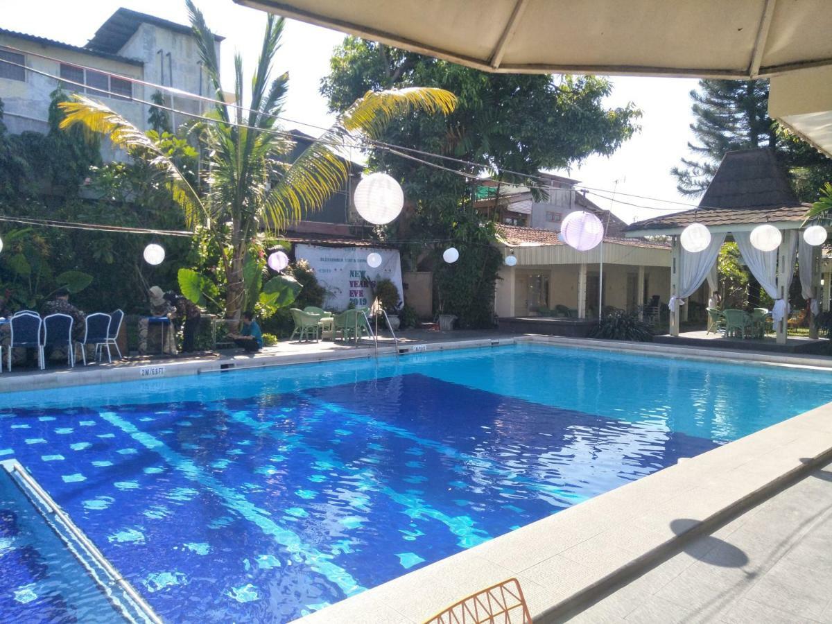 Hotel Grand Rosela Yogyakarta Eksteriør billede