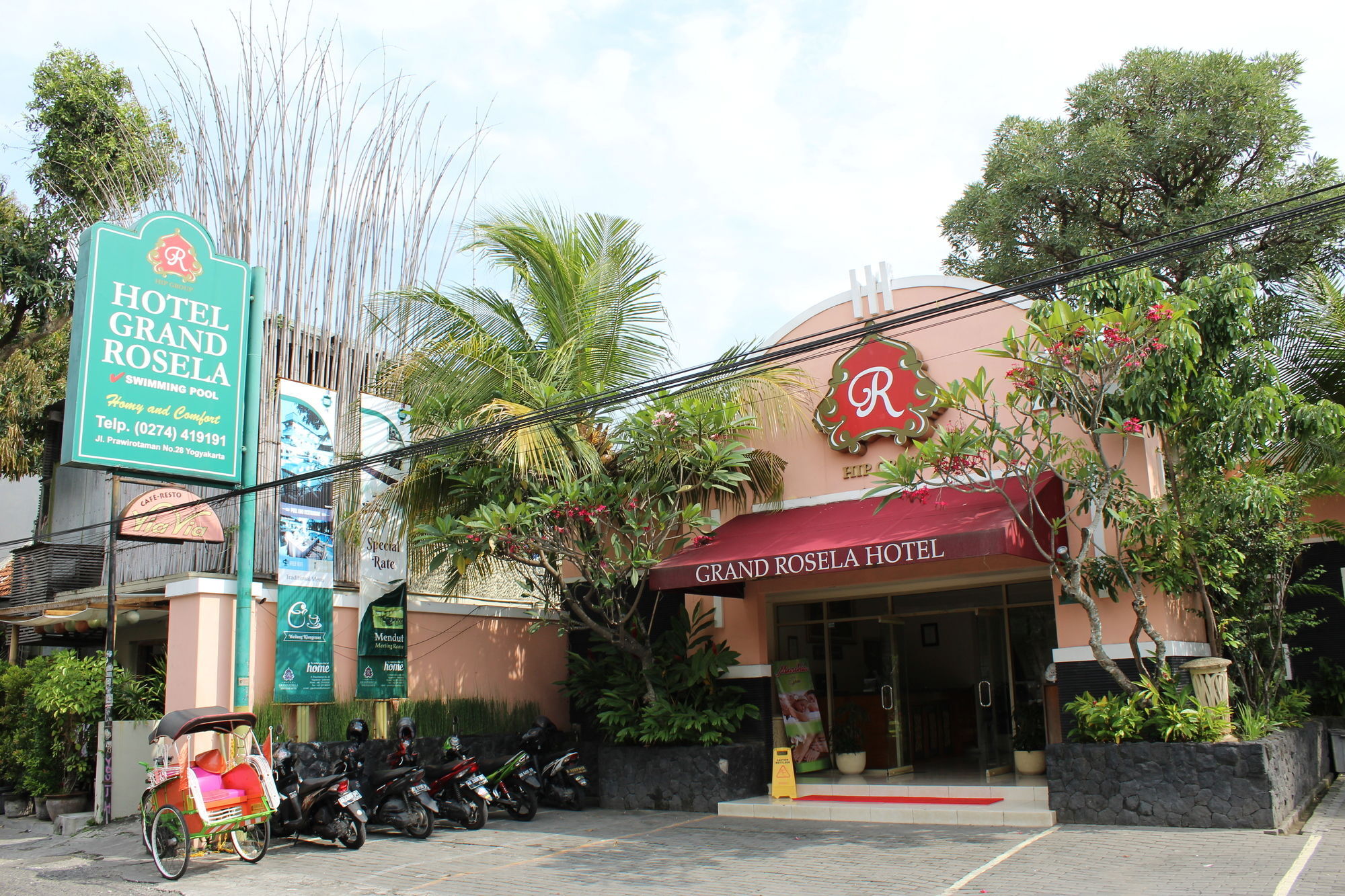 Hotel Grand Rosela Yogyakarta Eksteriør billede